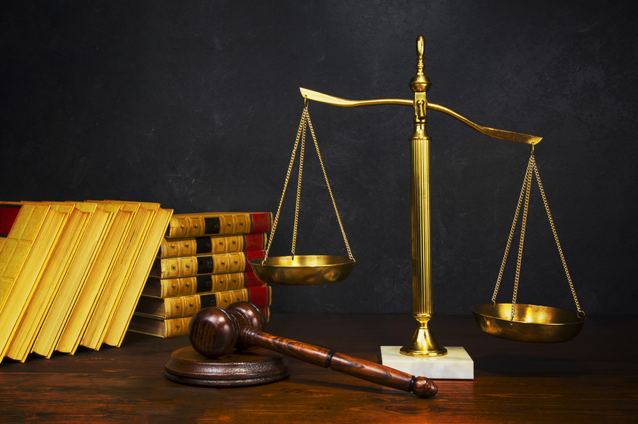 深圳律師事務所視角：從陳夢回應網暴看個人權益維護之道